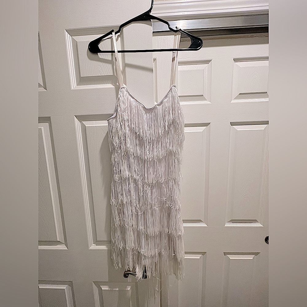 White flapper dress; Gatsby party dress; roaring 20’s party dress